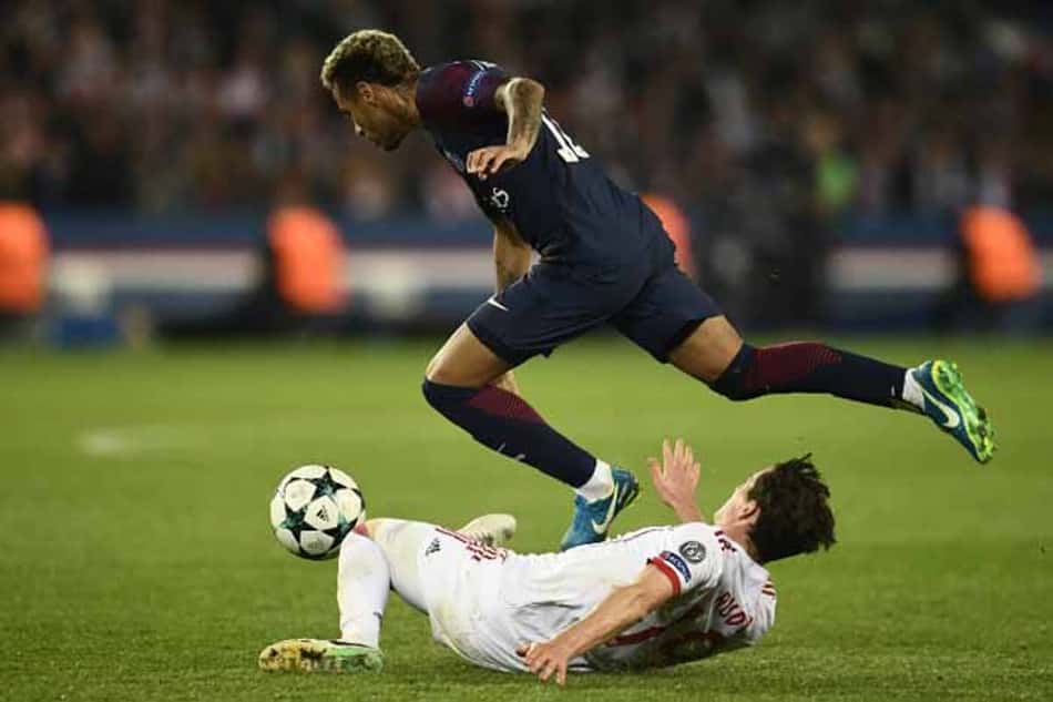 Neymar (PSG) - Em seu retorno após lesão no pé, Neymar brilhou, fez gol, deu assistência e, de quebra, ainda