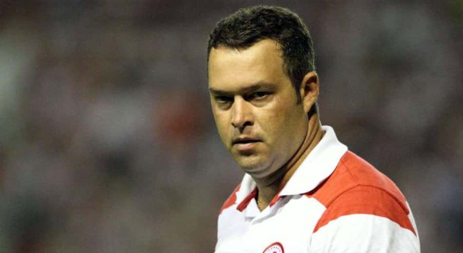Roberto Fernandes: "É muito fácil vencer o Náutico"