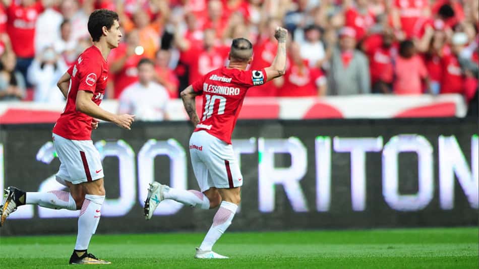 D'Alessandro brilha e Internacional mantém a liderança da Série B