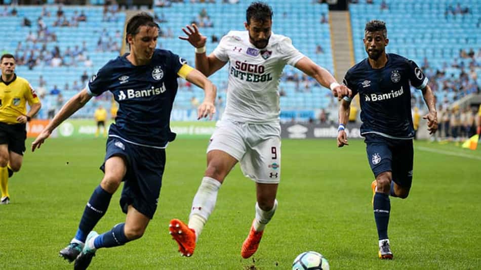 Renato Gaúcho lamenta DM cheio e foca na luta pela Libertadores