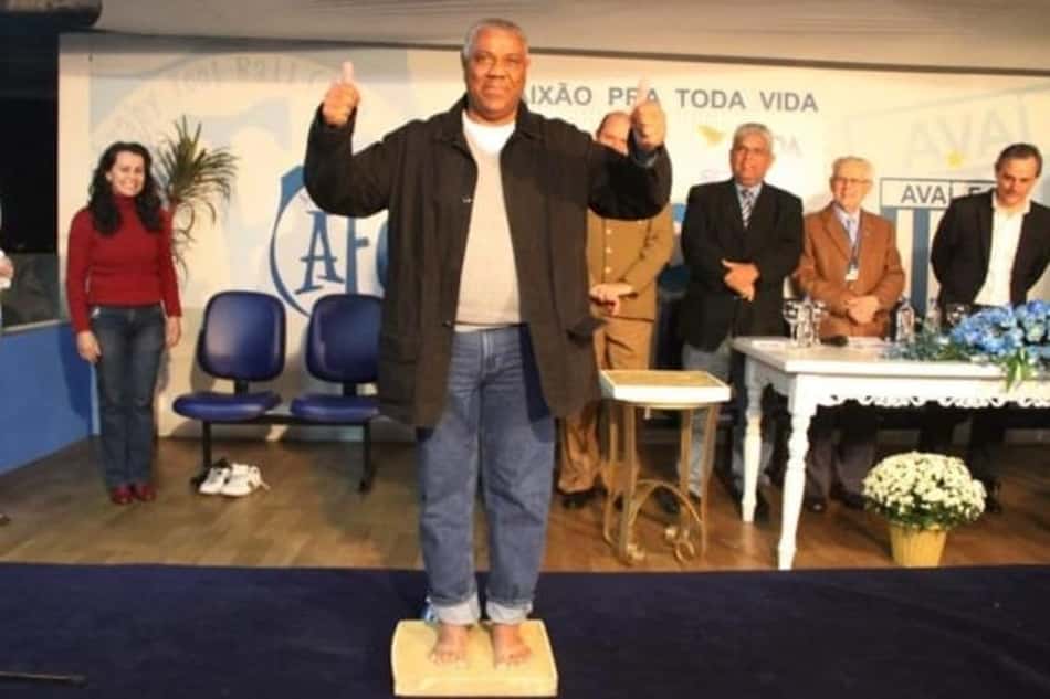 Morre o ex-zagueiro Veneza, campeão estadual pelo Avaí em 1975