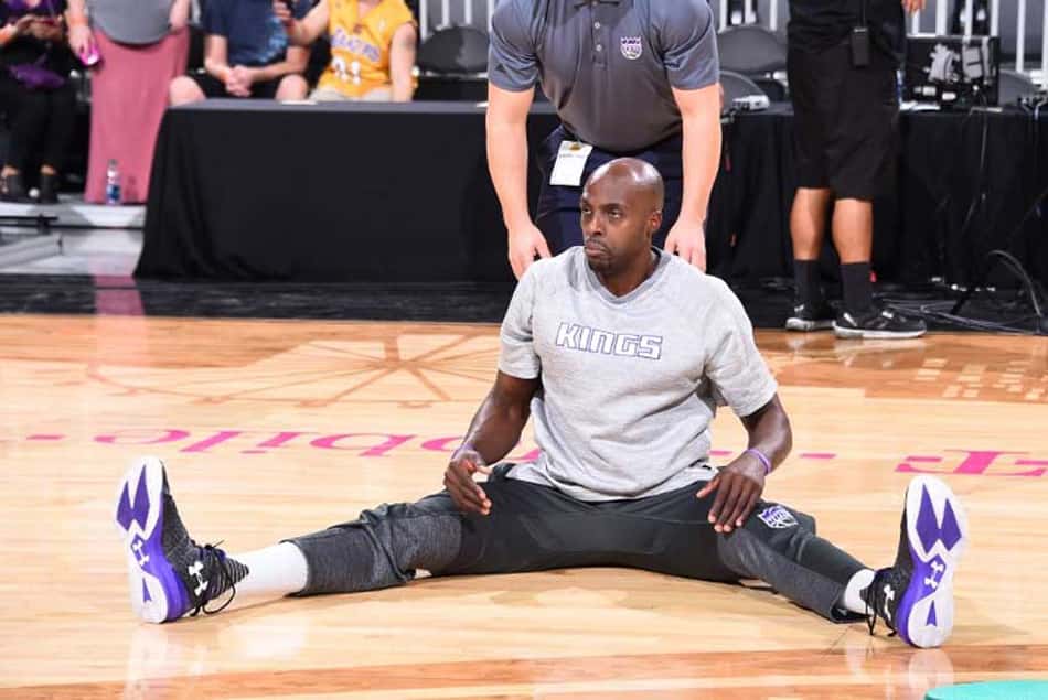 76ers dispensa veterano para abrir espaço em elenco