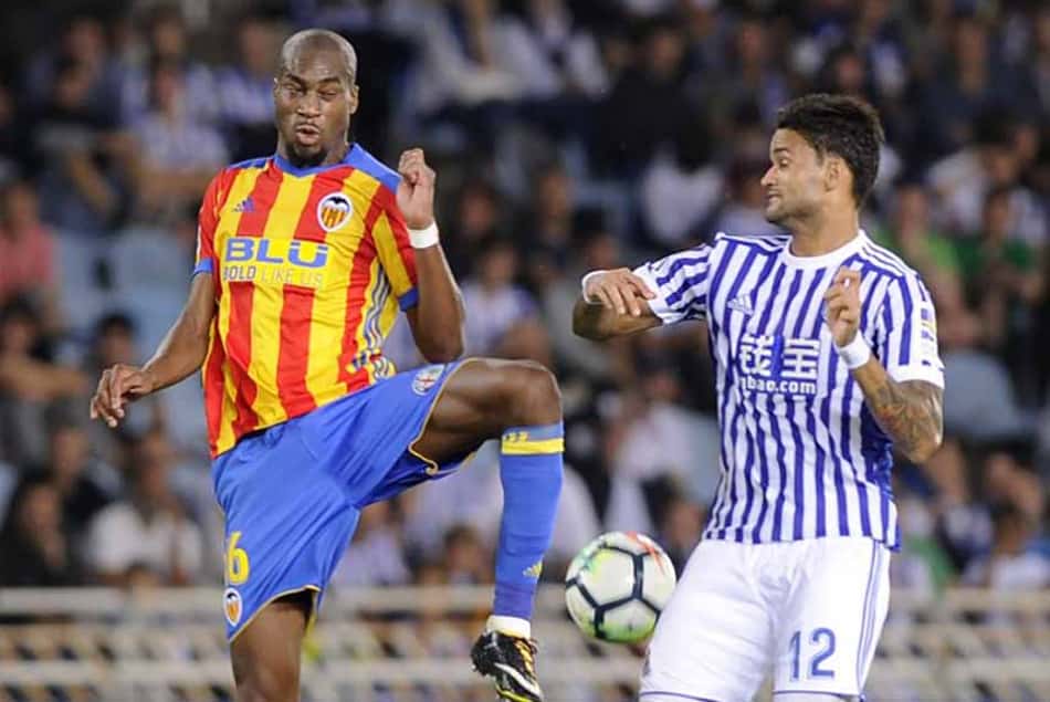 Willian José tem fratura por estresse e vira desfalque na Real Sociedad
