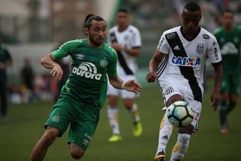 Apodi destaca foco da Chape em dia de treino dividido