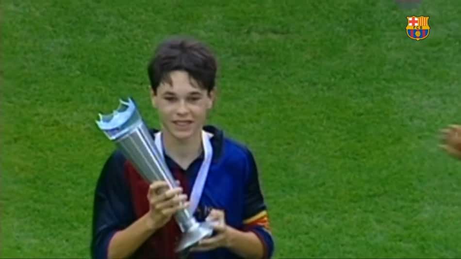 VÍDEO: Relembre grandes jogadas de Iniesta desde a base do Barcelona