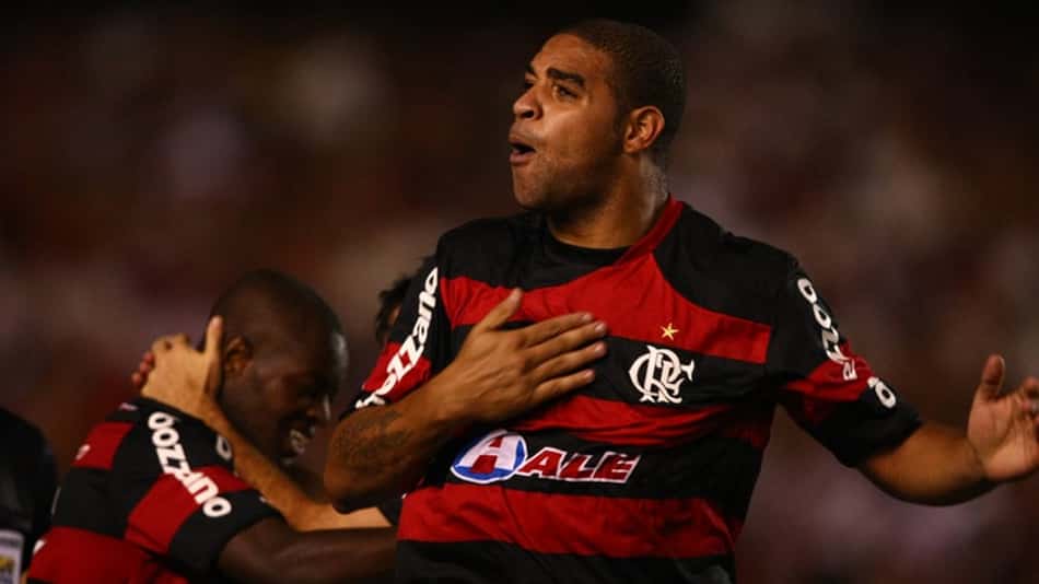 Bandeira abre as portas do Flamengo para Adriano, mas 'sem oba-oba'