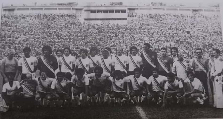 Corinthians foi campeão paulista em 1977 