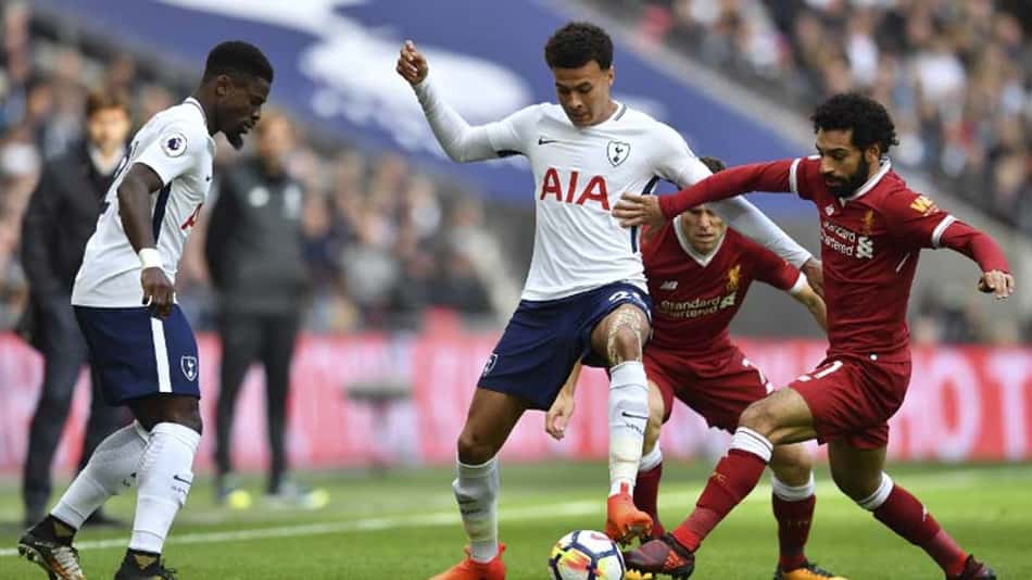 Com Maradona nas tribunas, Kane faz dois e Tottenham goleia Liverpool