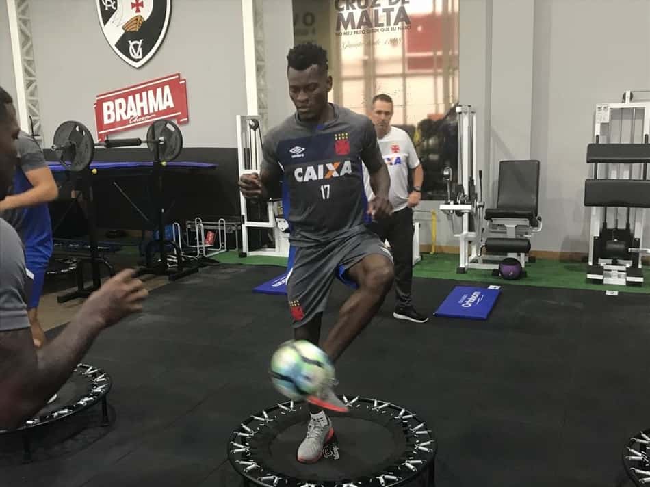 Vasco acerta retorno de Paulão, que já está inscrito pelo clube na Liberta