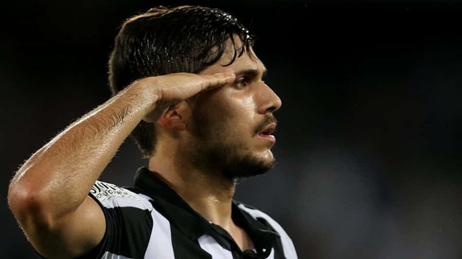 Rabello se despede e torce: 'Que o Botafogo não tenha mais a necessidade de negociar seus jovens'