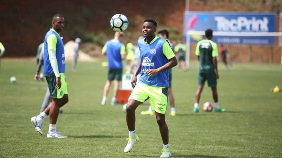 Chapecoense renova o contrato de atleta suspenso por doping