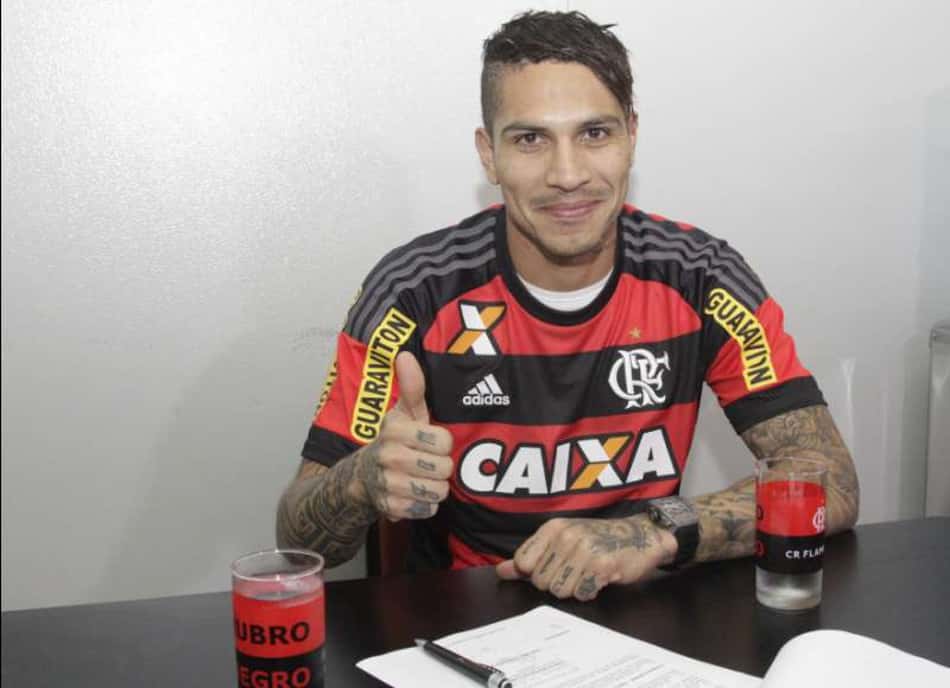 Veja imagens de Guerrero com a camisa do Flamengo