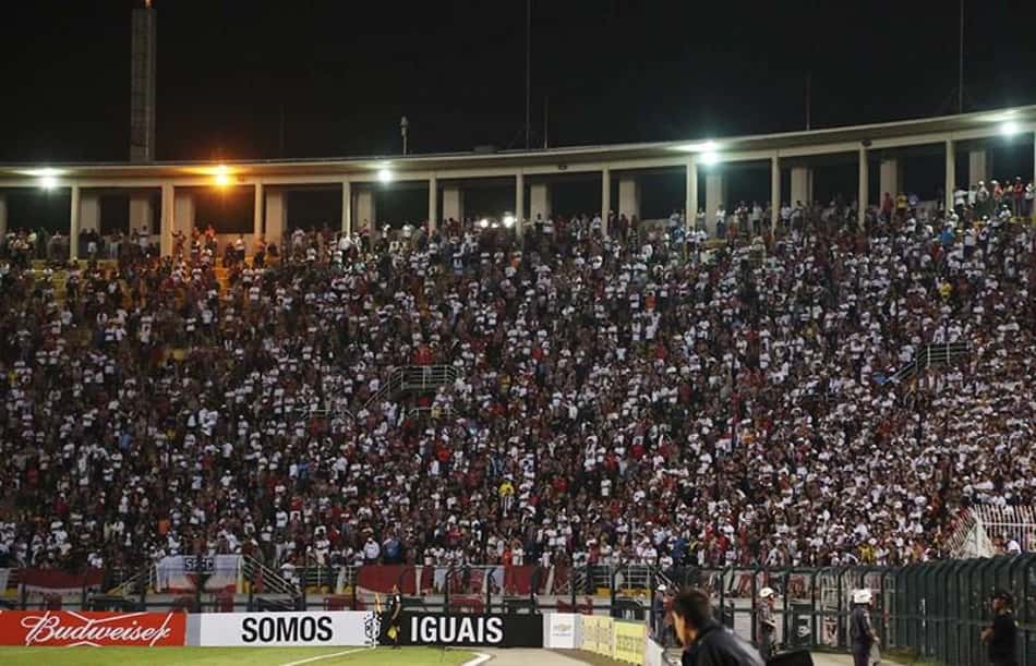 Torcida do São Paulo prepara 'escolta' para o time antes de San-São