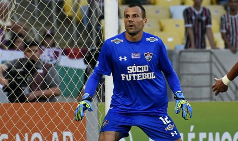 Dispensado do Fluminense, Cavalieri foi um dos goleiros que mais trabalharam no Brasileirão 2017