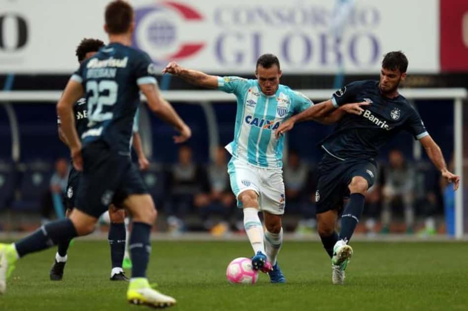 Empate em SC acabou sendo ruim para Grêmio e Avaí