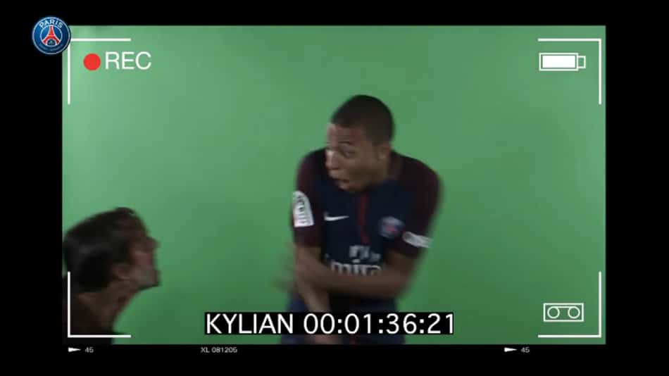 PSG faz pegadinha de Halloween com jogadores e Mbappé leva o maior susto; assista