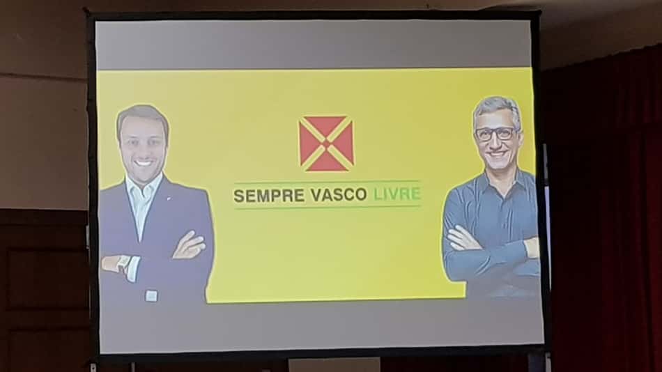 Slide de Julio Brant e Alexandre Campello que anunciou união. Veja a seguir outras fotos na galeria especial 