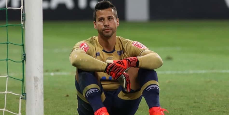 Em rede social, Racing presta condolências a Fábio