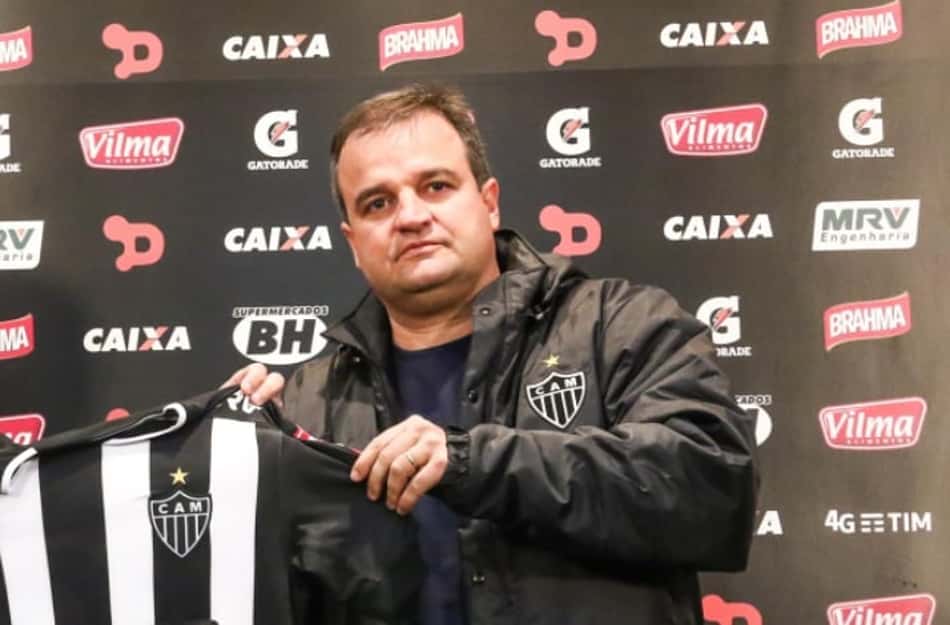 Atlético-MG segue em reformulação e demite o diretor de comunicação do clube, Domenico Bhering