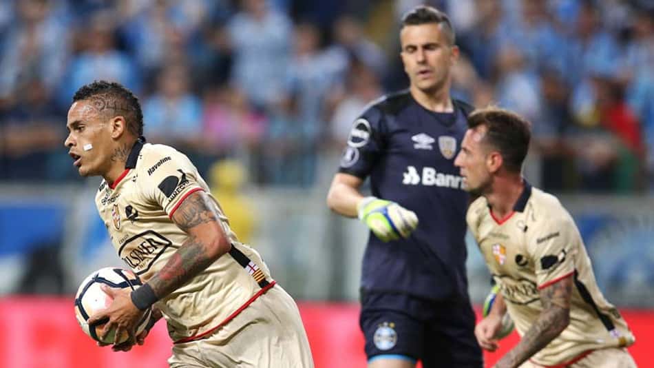 Marcelo Grohe minimiza futebol fraco do Grêmio na Arena