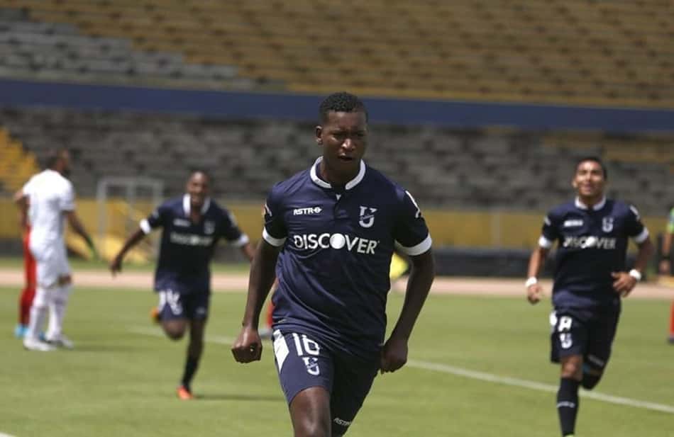 Jhon Cifuente elogia chance de jogar no Santos, mas dirigente 'esfria' interesse