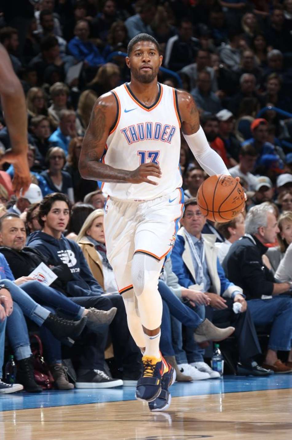 George e Westbrook brilham, Thunder atropela Warriors e encerra sequencia negativa