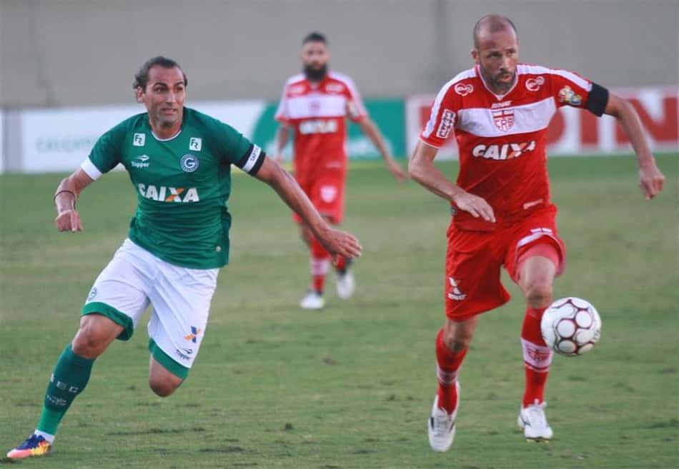CRB e Goiás duelarão querendo deixar para trás o temido Z4