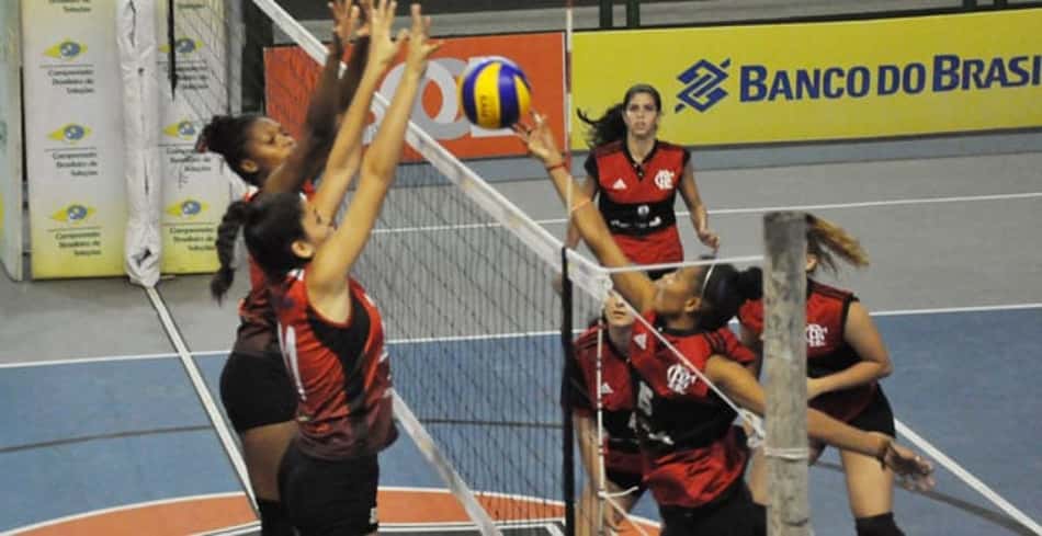 Flamengo x Mackenzie no Interclubes em Salvador