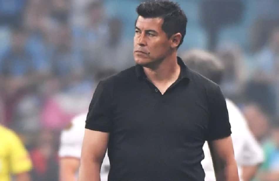Frisando força como mandante, Jorge Almirón analisa derrota no RS