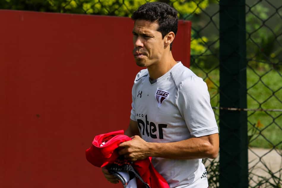 Última tentativa com chineses dá errado e Hernanes deixa São Paulo
