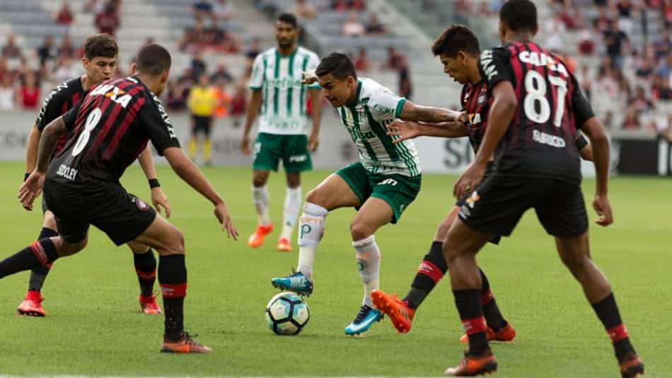 No último encontro entre os clubes, o Furacão venceu por 3 a 0 na Arena da Baixada