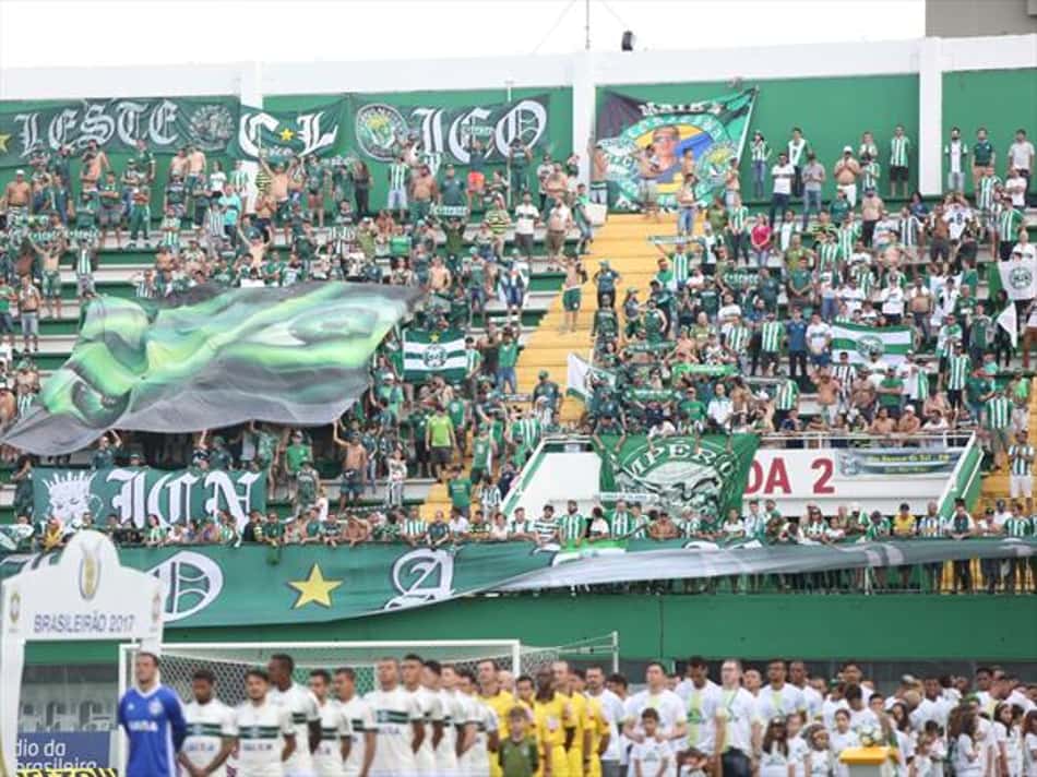 Tragédia anunciada? Coritiba cai para Série B após seis anos lutando contra rebaixamento