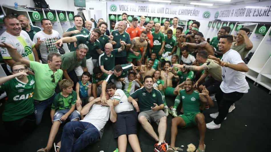 Escolhas certeiras, peças negadas… Os segredos da montagem da Chape