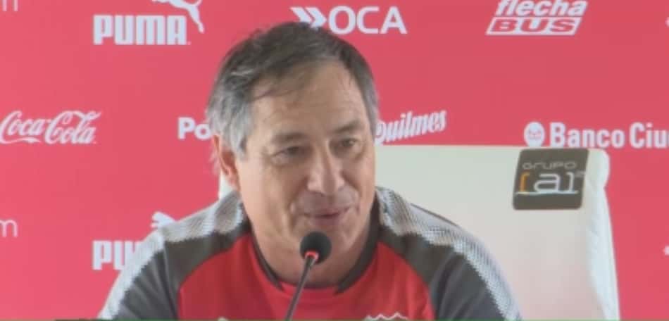 Perto do Santos, Ariel Holan tem passagens vitoriosas por clubes na América