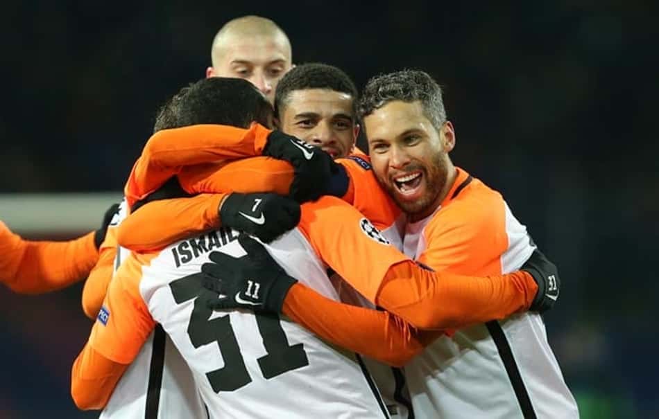 Brasileiros são destaques da vitória do Shakhtar sobre o Manchester City