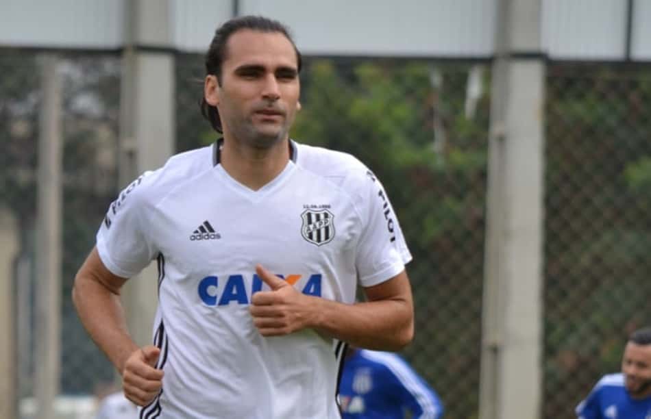 Liberado pela Ponte Preta, Léo Gamalho entra na mira do São Bento