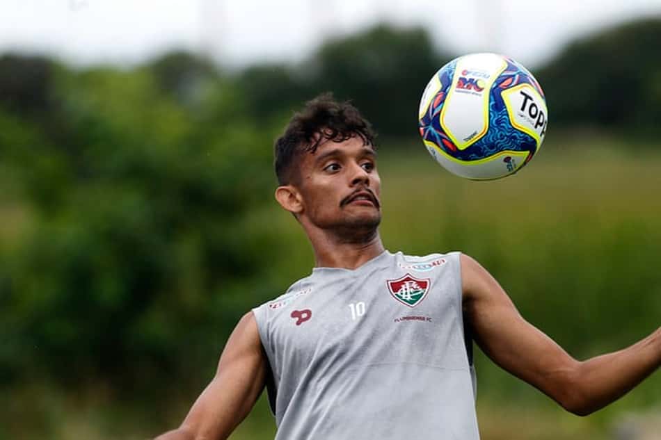 São Paulo conversa com Fluminense para ter Scarpa em acordo amigável