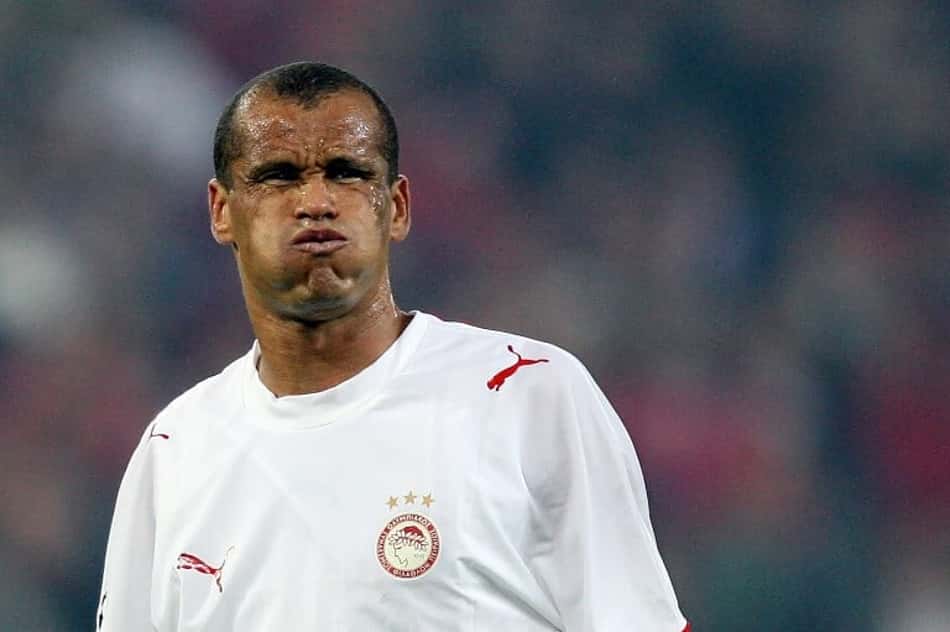 Rivaldo revela ter sofrido golpe milionário de ex-secretária