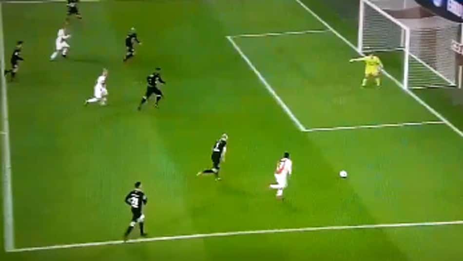 David Neres no jogo entre Ajax x Willen II