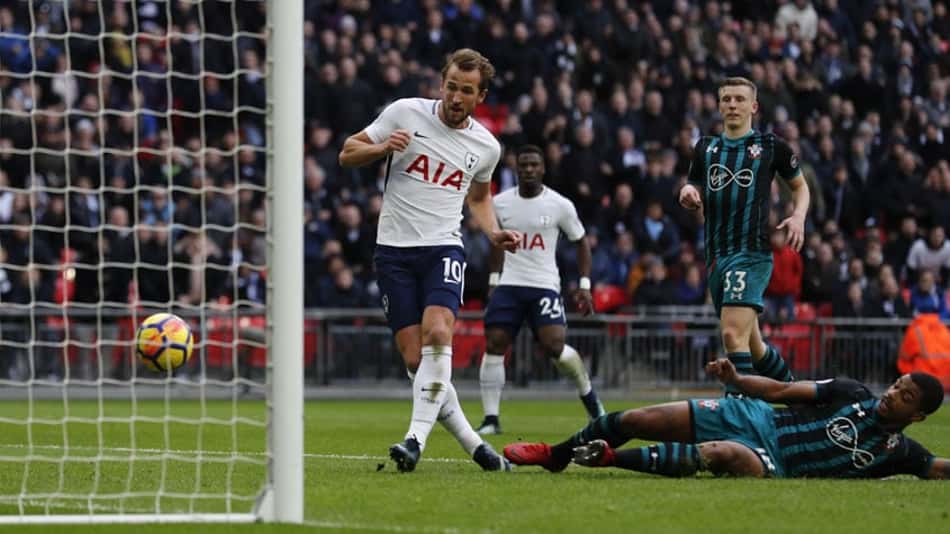 Com recorde de Kane, Tottenham goleia o Southampton no Inglês