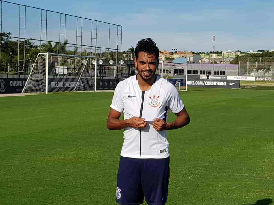 Substituto de Jô? Júnior Dutra diz que é 'falso 9' e elogia Corinthians