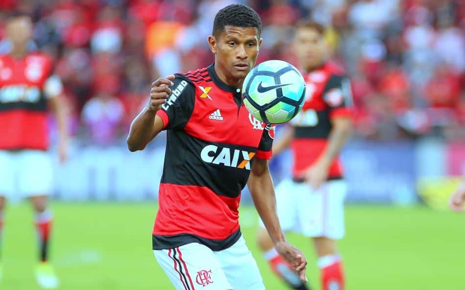 Márcio Araújo reencontra o Fla, seu clube na infância: 'Era torcedor assumido'