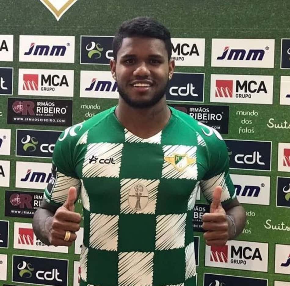 São Paulo empresta lateral Matheus Reis ao Moreirense, de Portugal