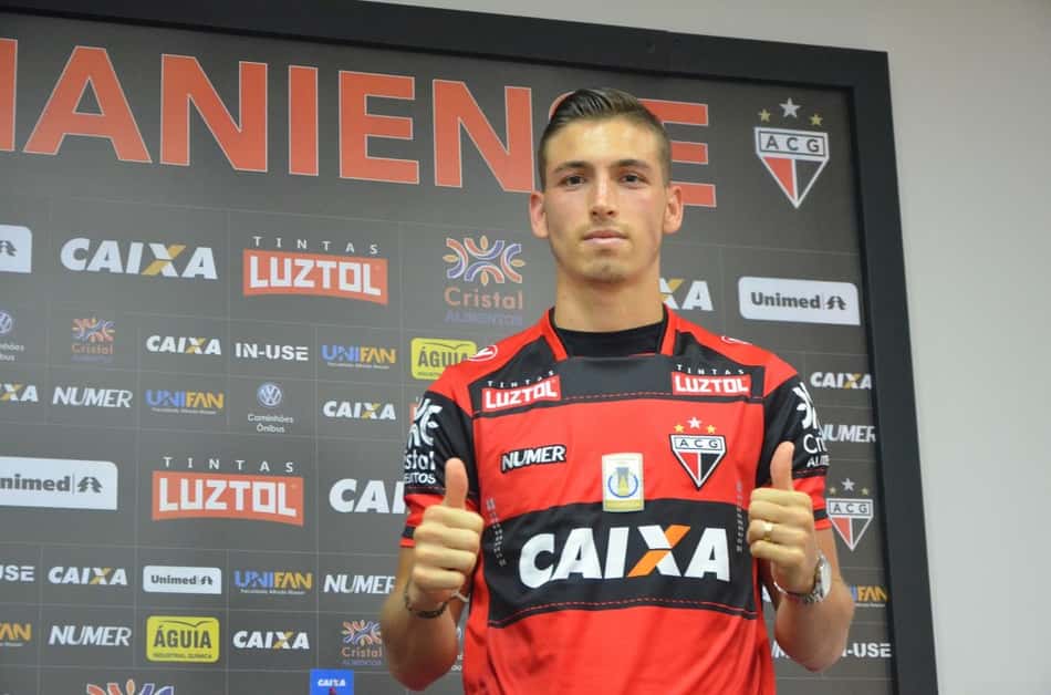 Wesley Natã e Hugo Gomes são apresentados no Atlético-GO