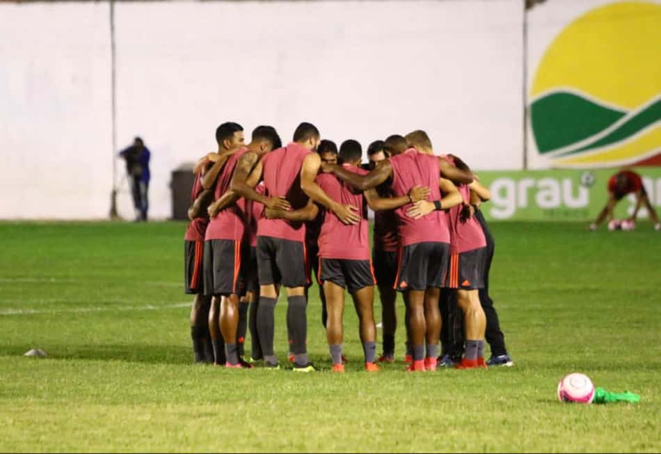 Flamengo de Arcoverde segura Sport no pontapé inicial do Pernambucano