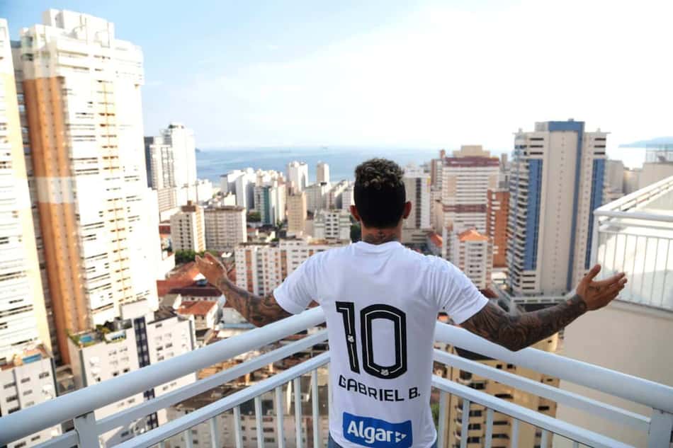 Gabigol está de volta ao Santos 