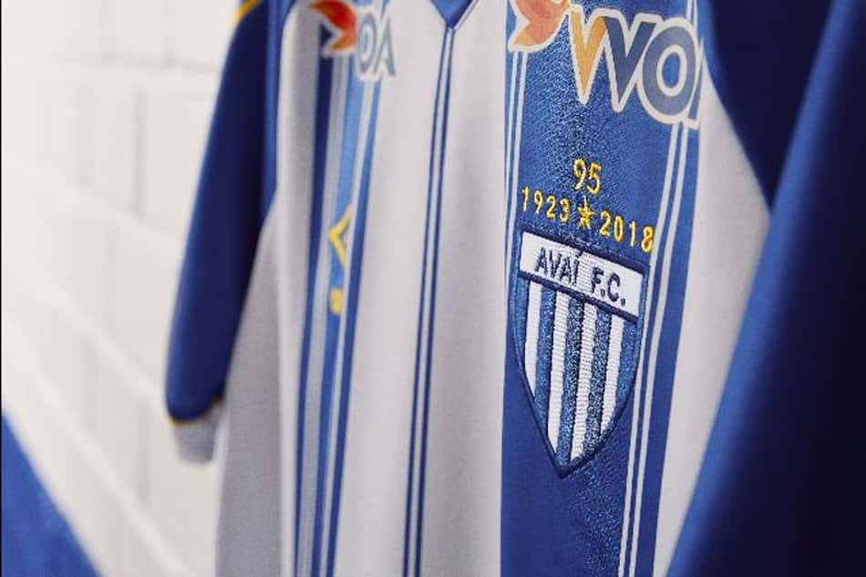 Avaí revela nova camisa titular do clube, com homenagem aos seus 95 anos