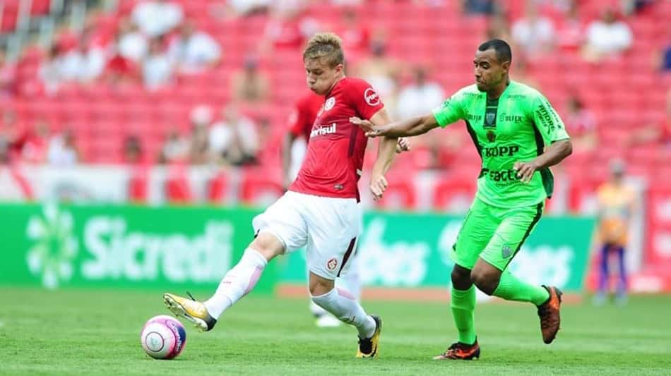 De olho no Gauchão e na Liberta, Inter visita o valente Avenida