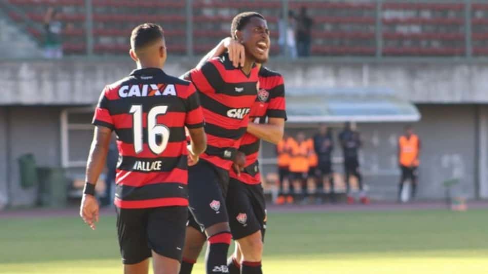 De virada, Vitória passa por cima do Atlântico no Pituaçu