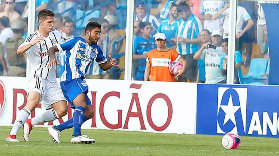 Avaí busca evolução no setor ofensivo